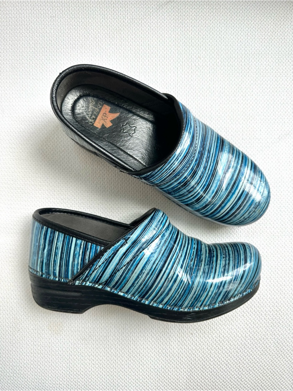 Dansko Professional XP Clogs Womens 38 US 7.5- 8 Blue Black Stripe leather